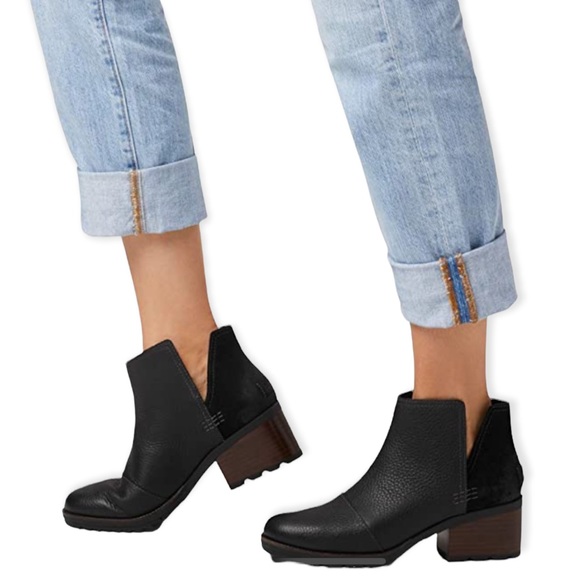 Sorel Shoes - Sorel Cate Cut Out Leather Stacked Heel Slip On Ankle Booties in Black Sz 9